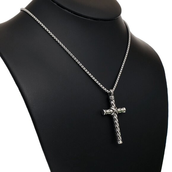 24" Mens 14K White Gold Large Cross Pendant Necklace Silver Bike Chain Jewelry - Picture 4 of 9